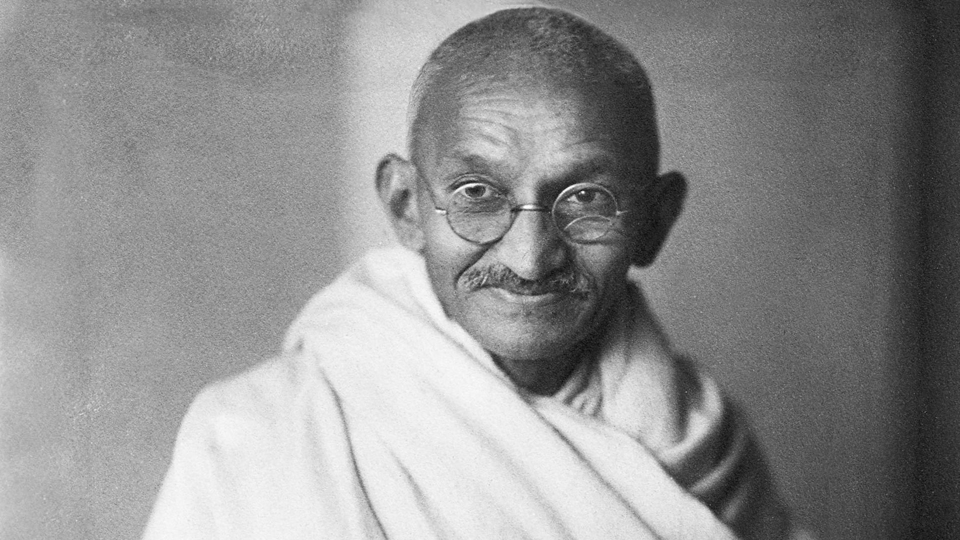 Mahatma Gandhi: Líder pacifista y defensor de los derechos humanos